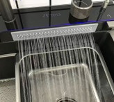 نحو پاشش آب سینک آبشاری