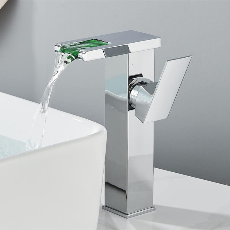 نمای نصب شده به سنگ روشویی