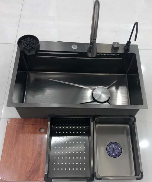 ۲. عکس سینک آبشاری استیل ضدخش